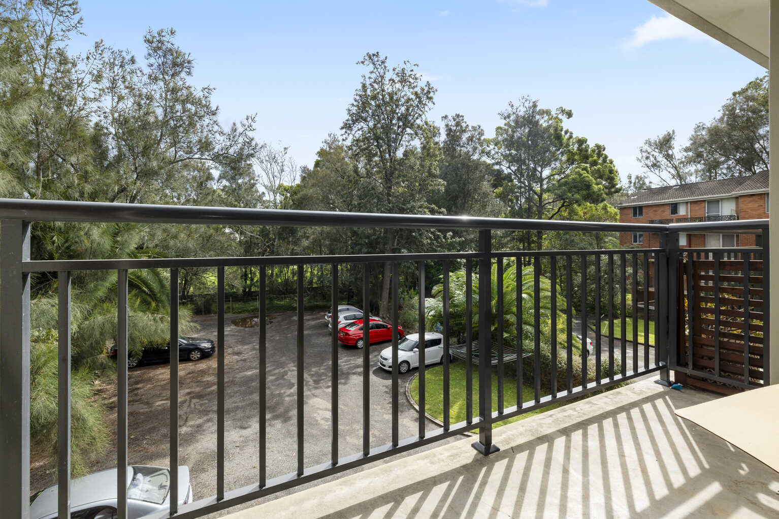 19/54  Meadow Crescent Meadowbank